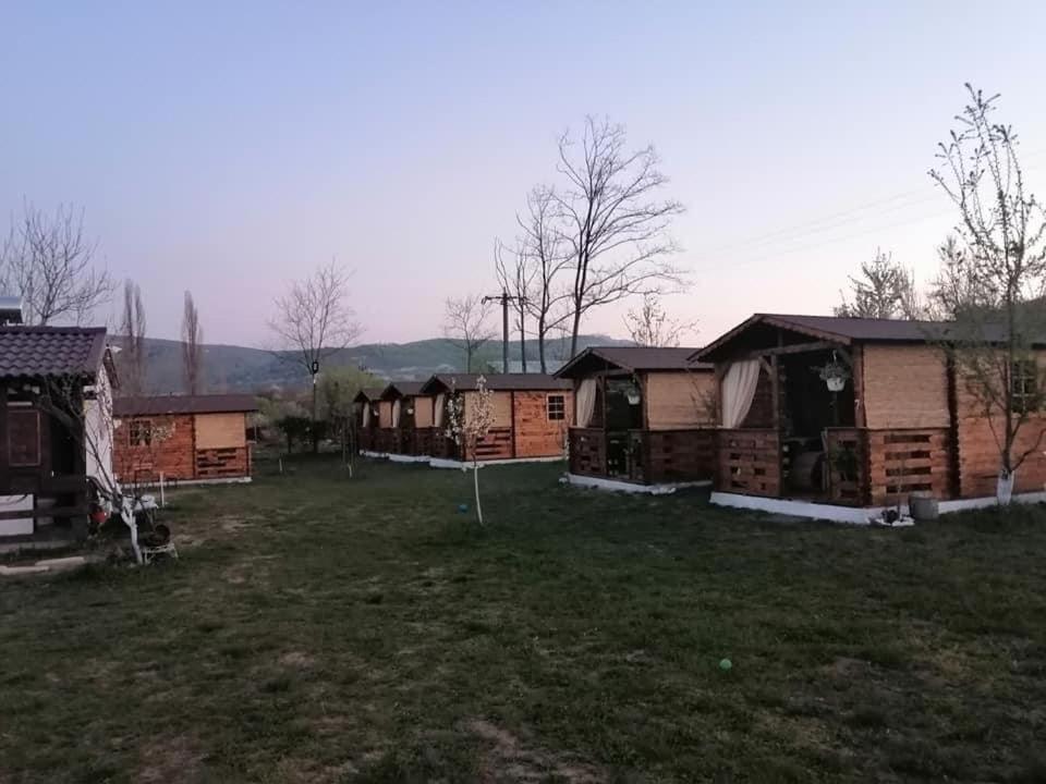 Camping In Clisura Dunarii Ieşelniţa Exterior foto