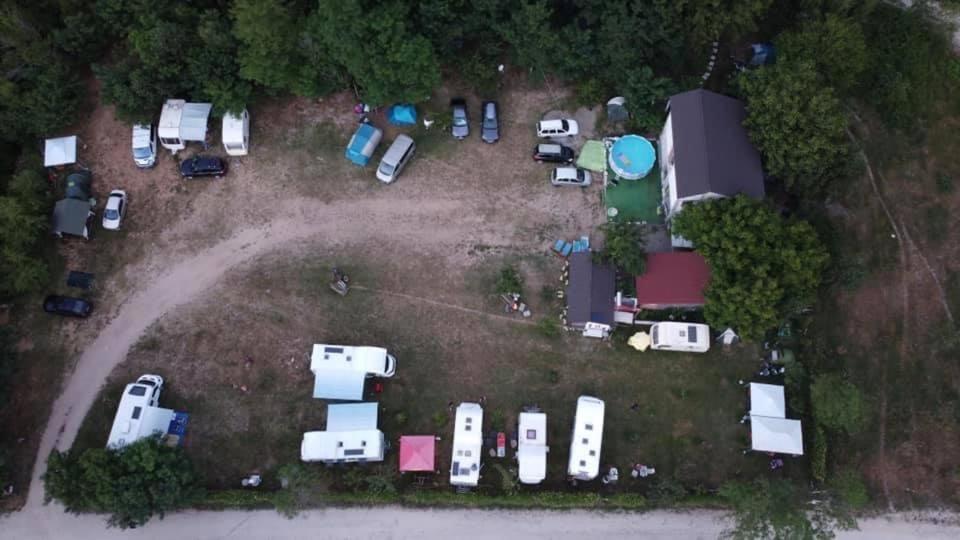 Camping In Clisura Dunarii Ieşelniţa Exterior foto